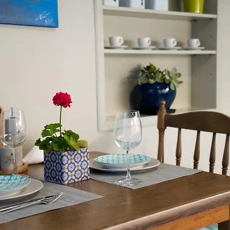 Lucas Διαμέρισμα *